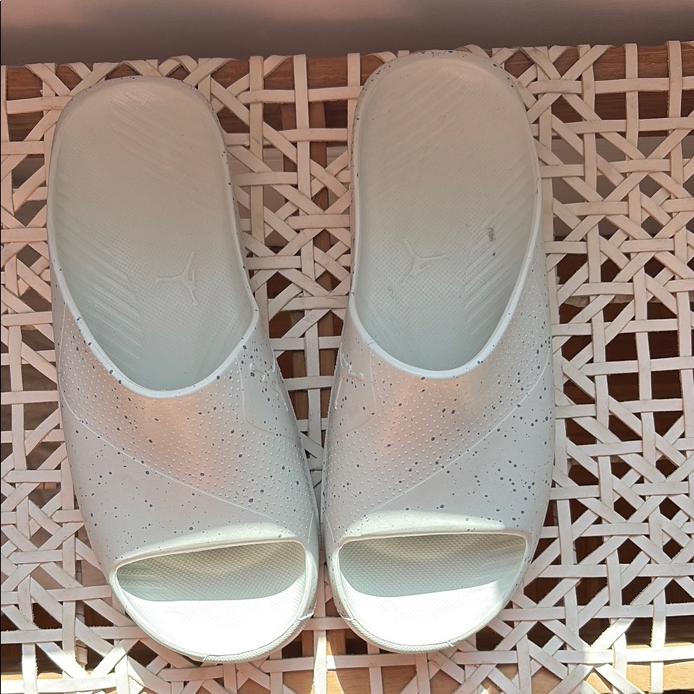 Men’s Nike White Slide Sandals